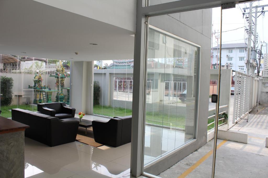 Utd Apartments Sukhumvit Ban Khlong Nang Li Exterior foto